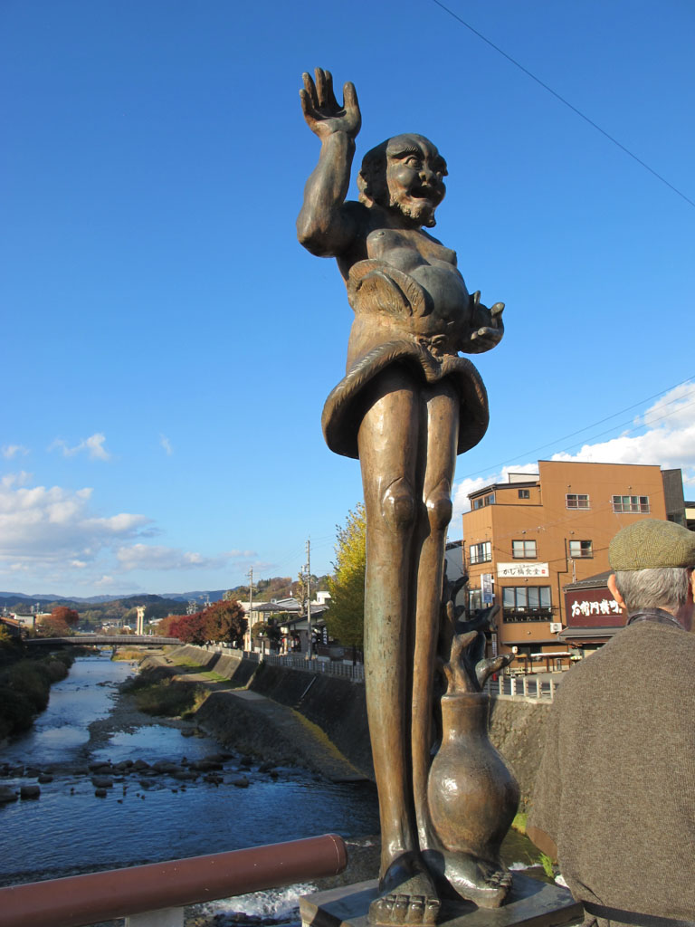 Bridge Statue